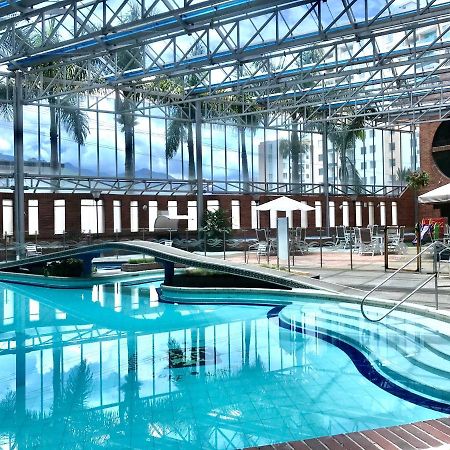 莫拉莱斯国际酒店及会议中心 Ibagué 外观 照片 The swimming pool at the hotel
