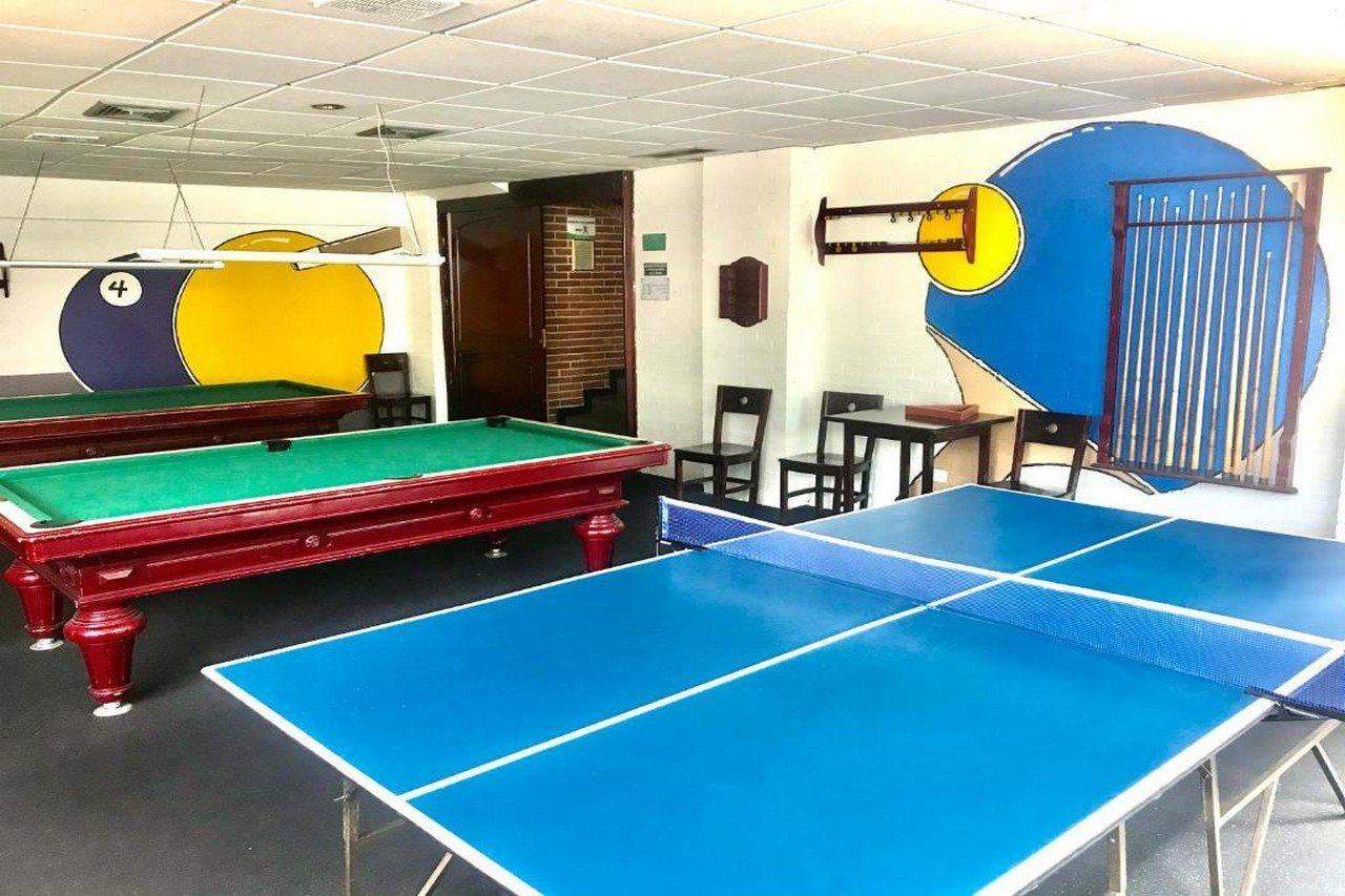 莫拉莱斯国际酒店及会议中心 Ibagué 外观 照片 Table tennis tables at the hostel