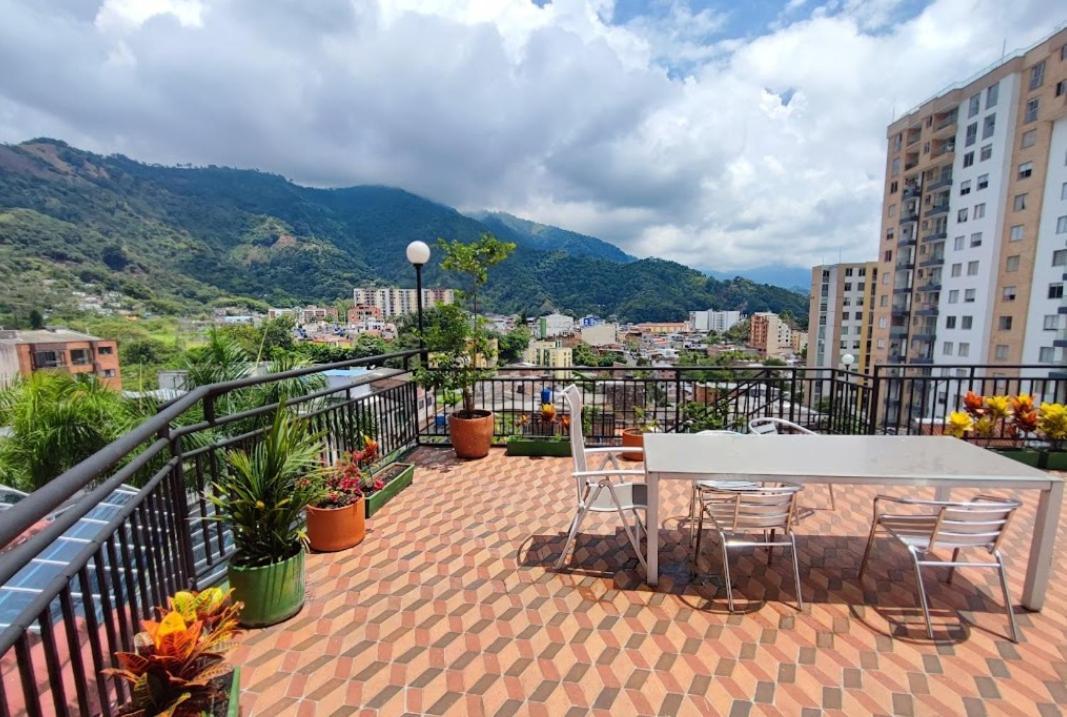 莫拉莱斯国际酒店及会议中心 Ibagué 外观 照片 View of Sabana Grande