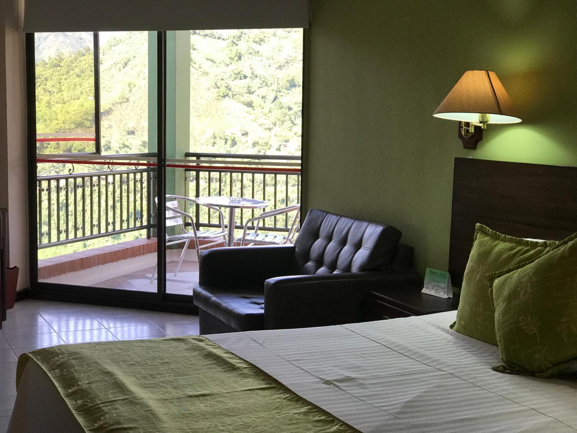 莫拉莱斯国际酒店及会议中心 Ibagué 外观 照片 A room at the hotel